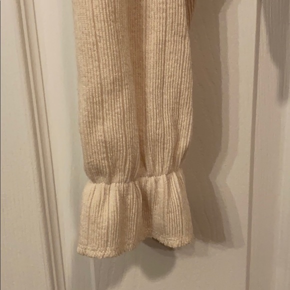 Cream colored sweater from Zara - Picture 2 of 4